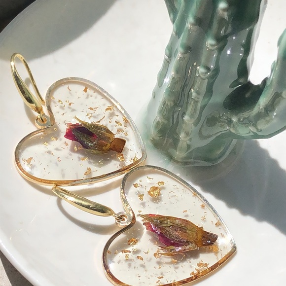 Pressed Flower Earrings - Picture 4 of 7